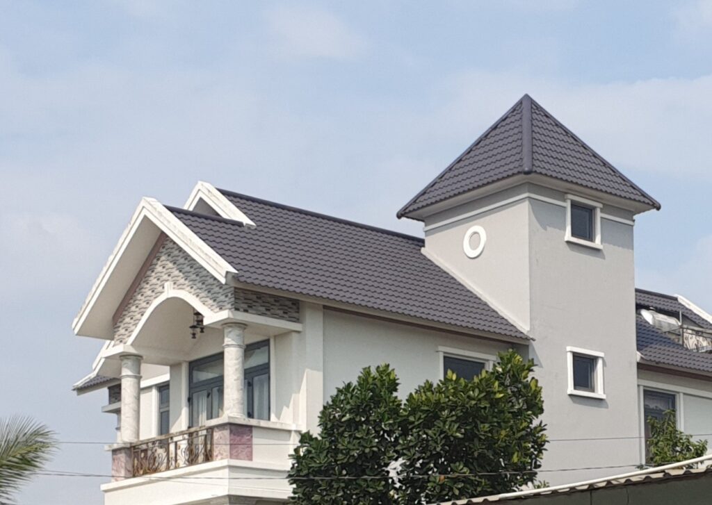 Vai trò của độ dốc mái ngói trong xây dựng