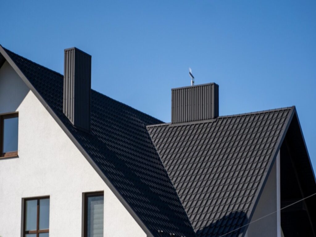 Những yếu tố ảnh hưởng đến việc lựa chọn độ dốc mái